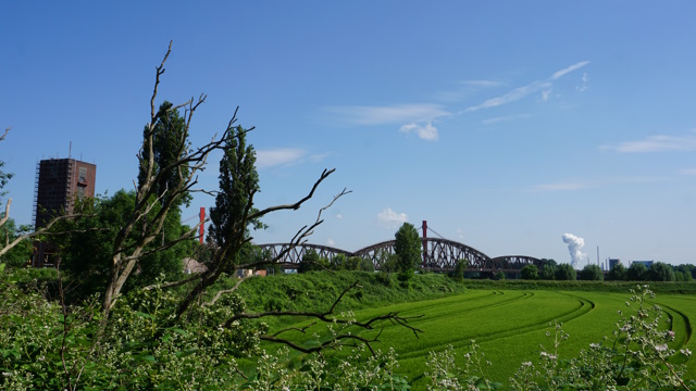 Schacht Gerdt mit Blick auf die Haus-Knipp-Brücke